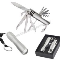 Toptan El Feneri Çakı Seti - 11 Fonksiyonlu ACF7106 Toptan El Feneri Çakı Seti - 11 Fonksiyonlu ACF7106